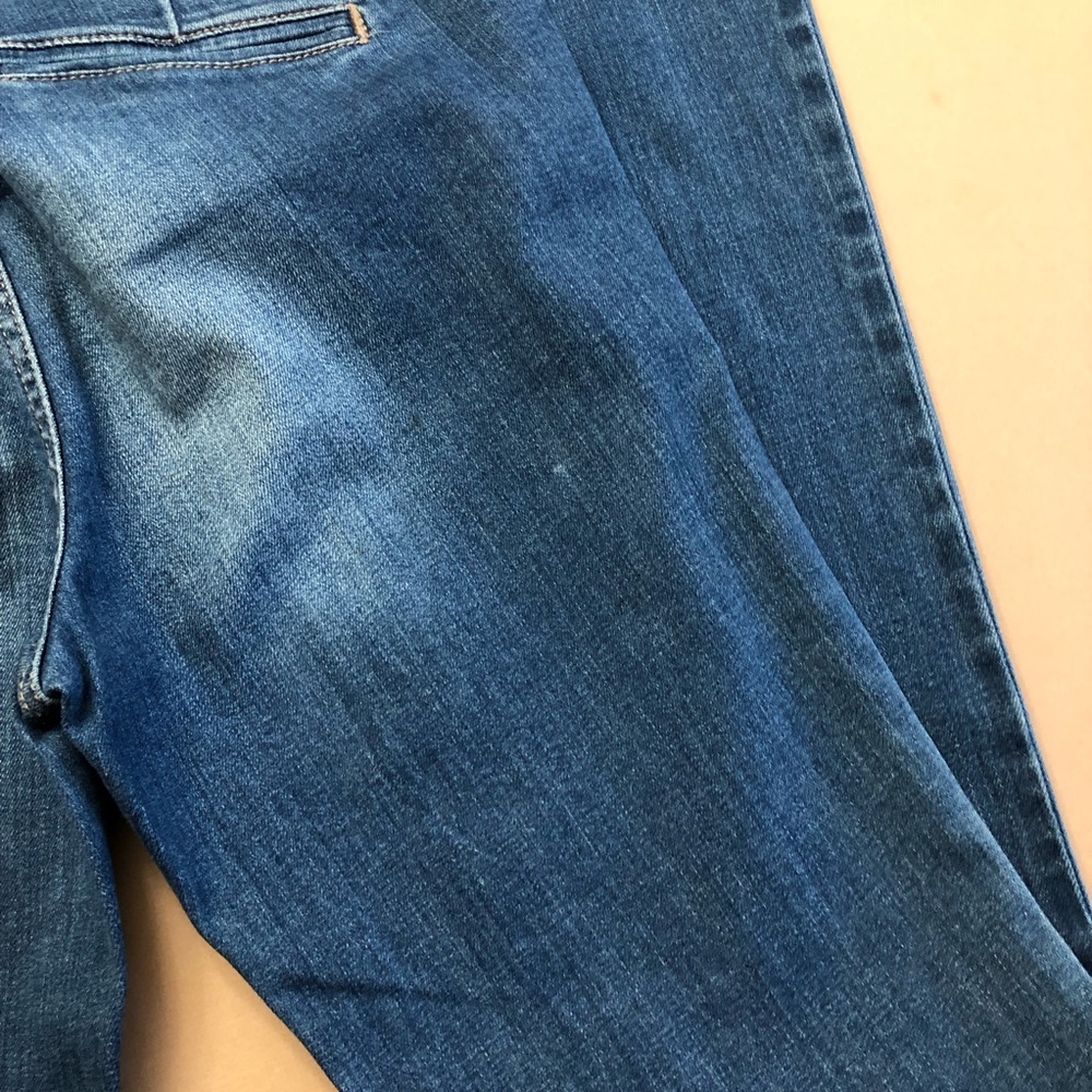 Flare Jeans Sneak Peek Classic Blue Wash Size 9 Bell Bottom Jeans - Picture 12 of 15